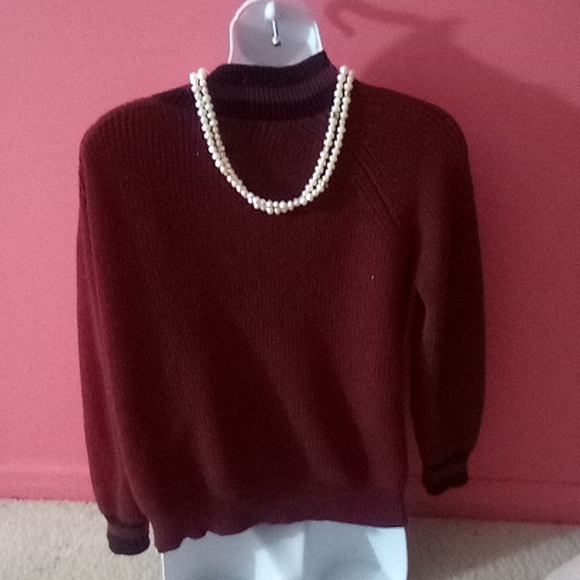 Forever 21 Designer V neck sweater   $34+free scarf . - Picture 4 of 11